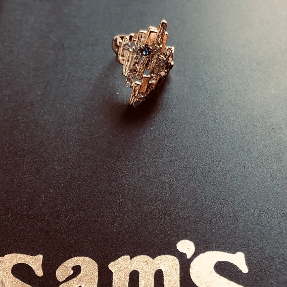 Custom Design Cocktail Ring - Picture 10 of 10